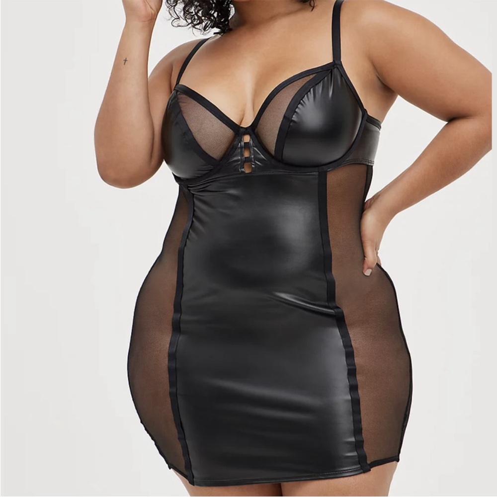 NWT Torrid Underwire Chemise - Lingerie 3X (22-24)